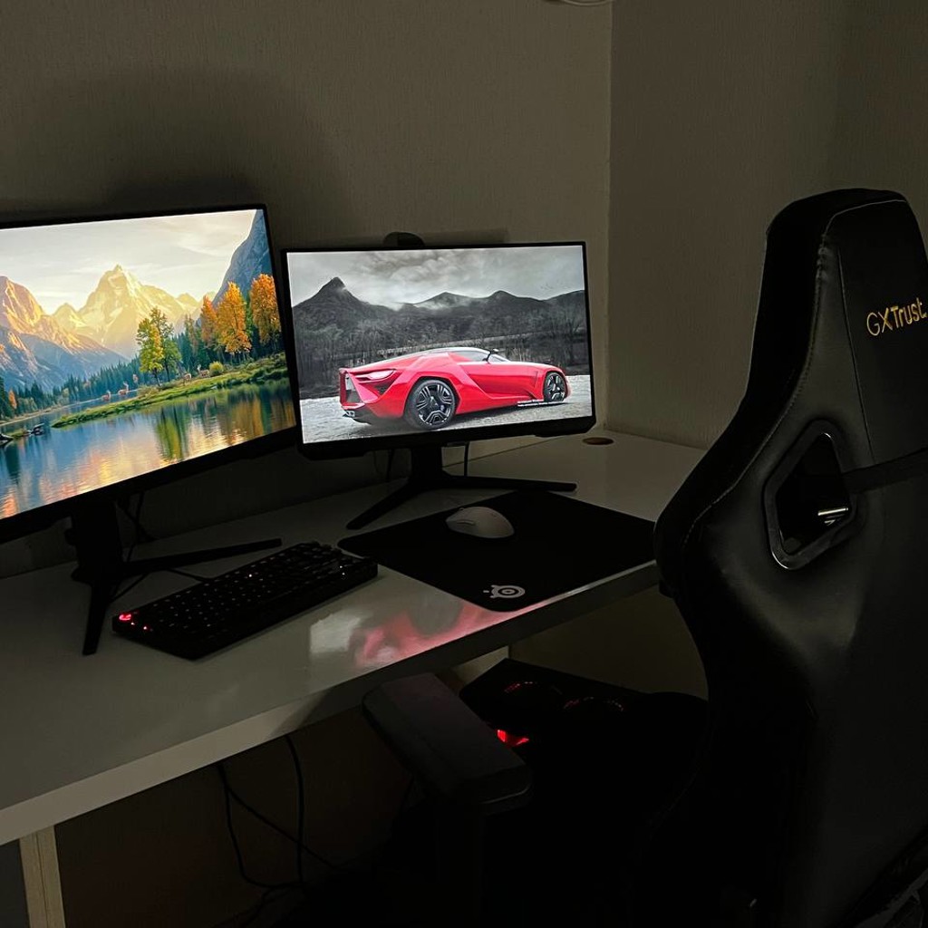 Монитор Samsung Odyssey G4