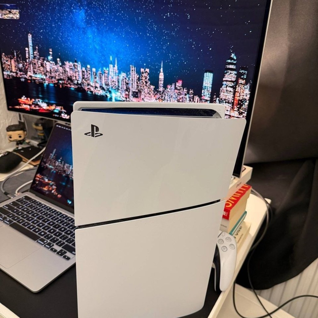PS5 Slim Digital