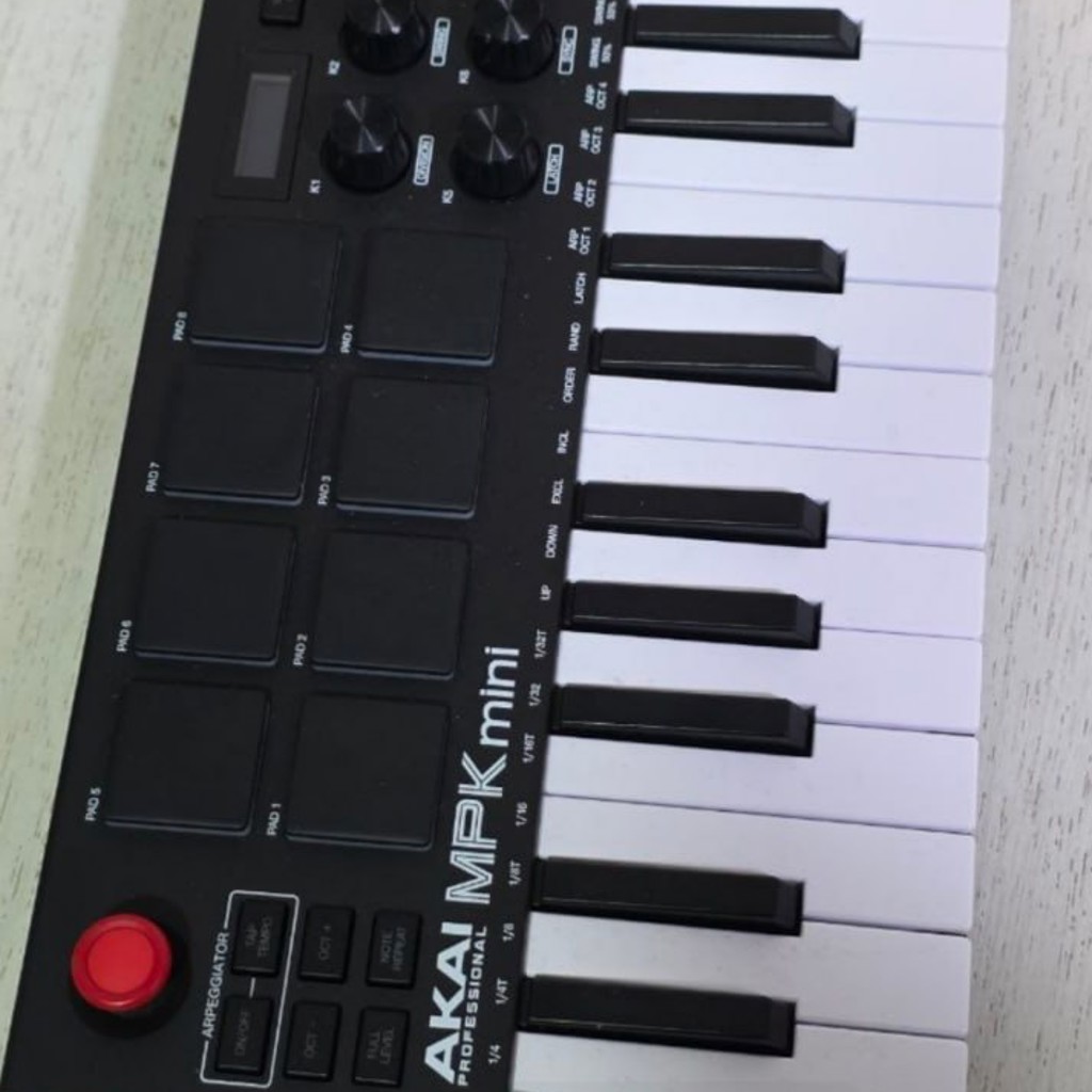 Akai Pro MPK Mini MK3