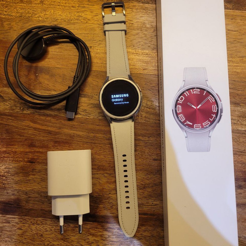 Часы Samsung Galaxy Watch 6 Classic