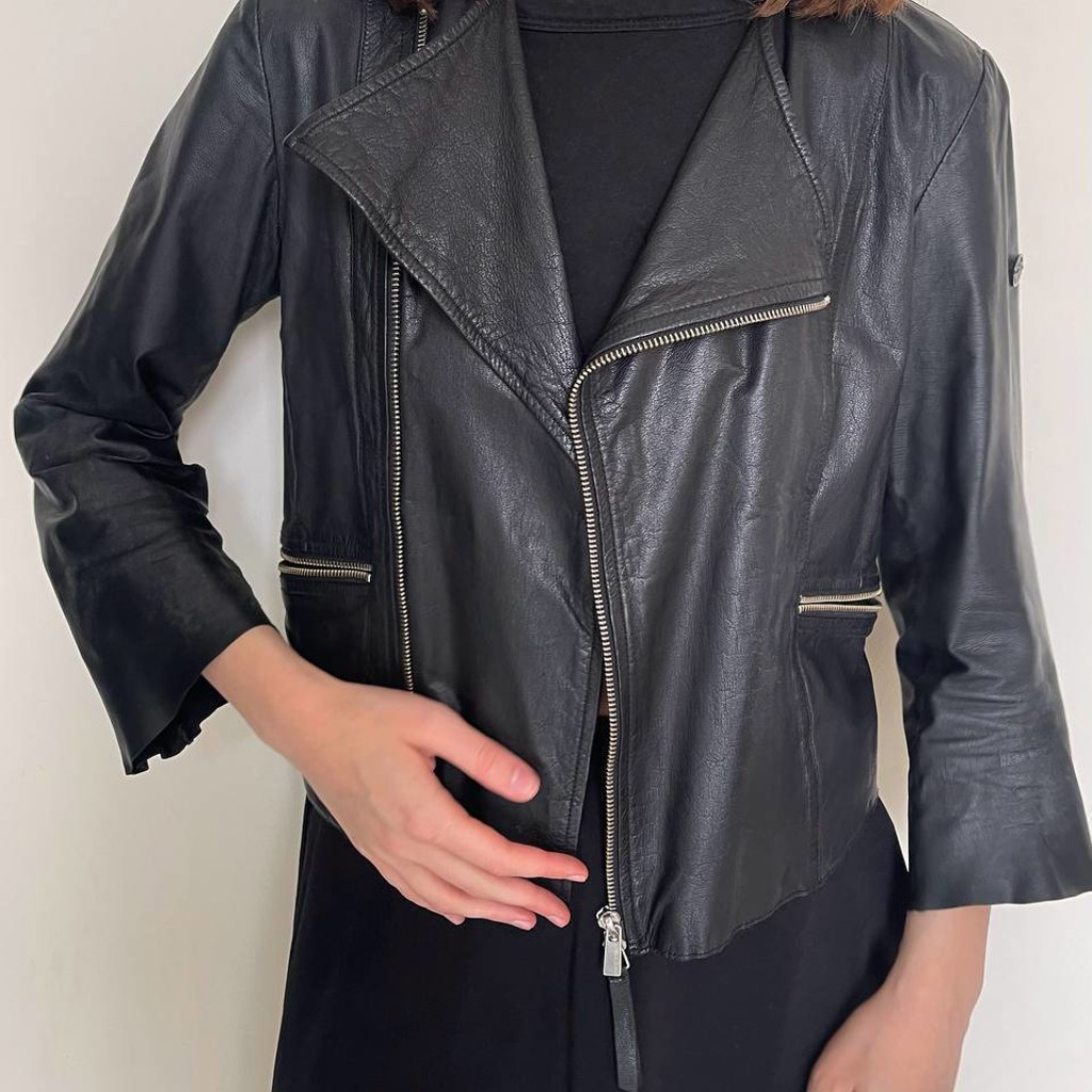 Кожаная куртка Armani Jeans