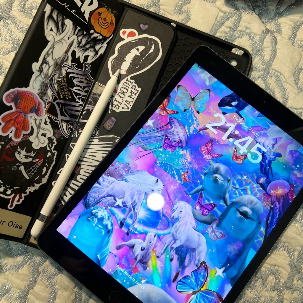 Айпад 7th generation с Apple pencil и Procreate
