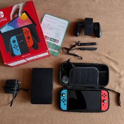 Nintendo Switch OLED - фото 2