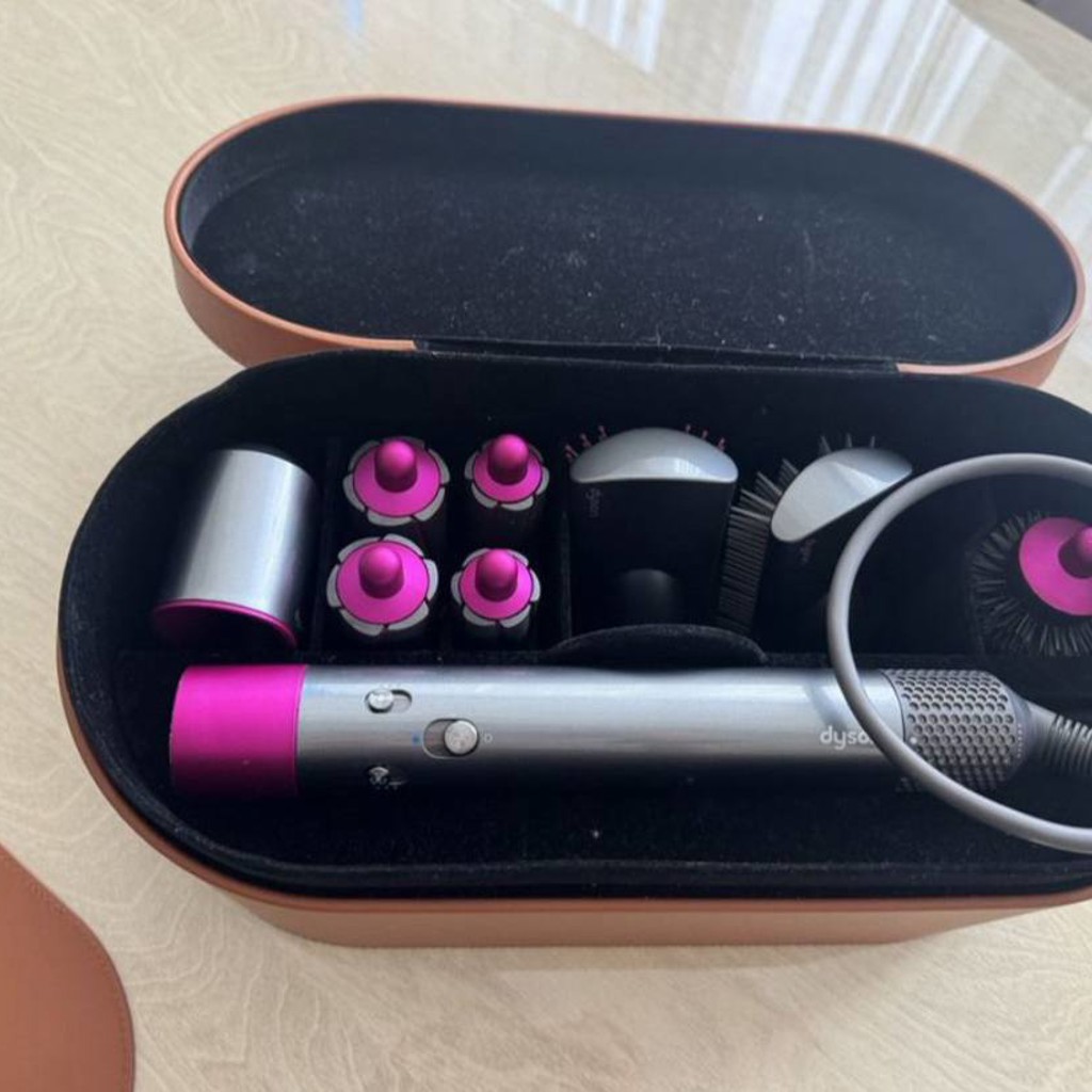 Фен-стайлер Dyson