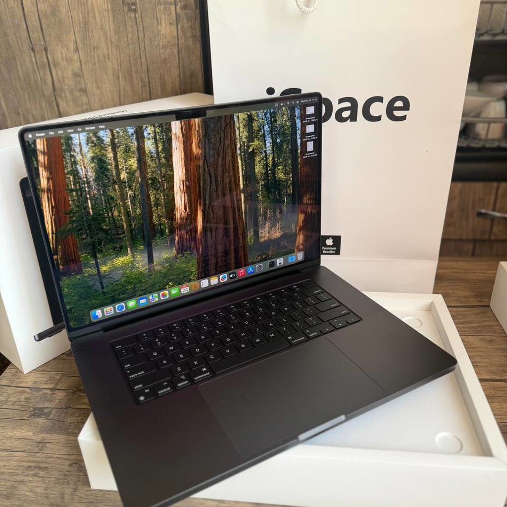 Macbook Pro 16 Inch