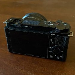 Sony ZV-E10 + kit lens 16-50 OSS - фото 4