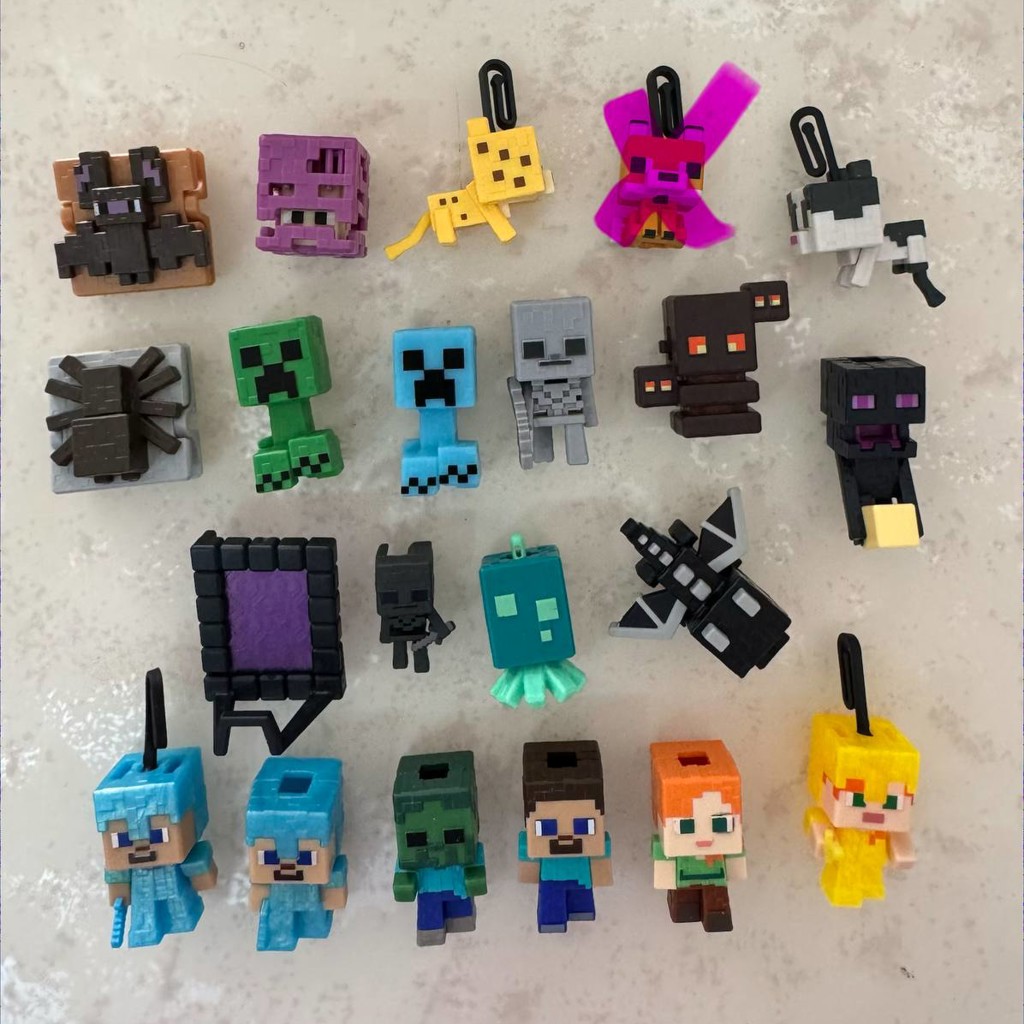 Фигурки из Kinder Joy Minecraft