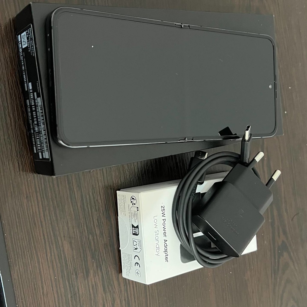Samsung Galaxy Z Flip5