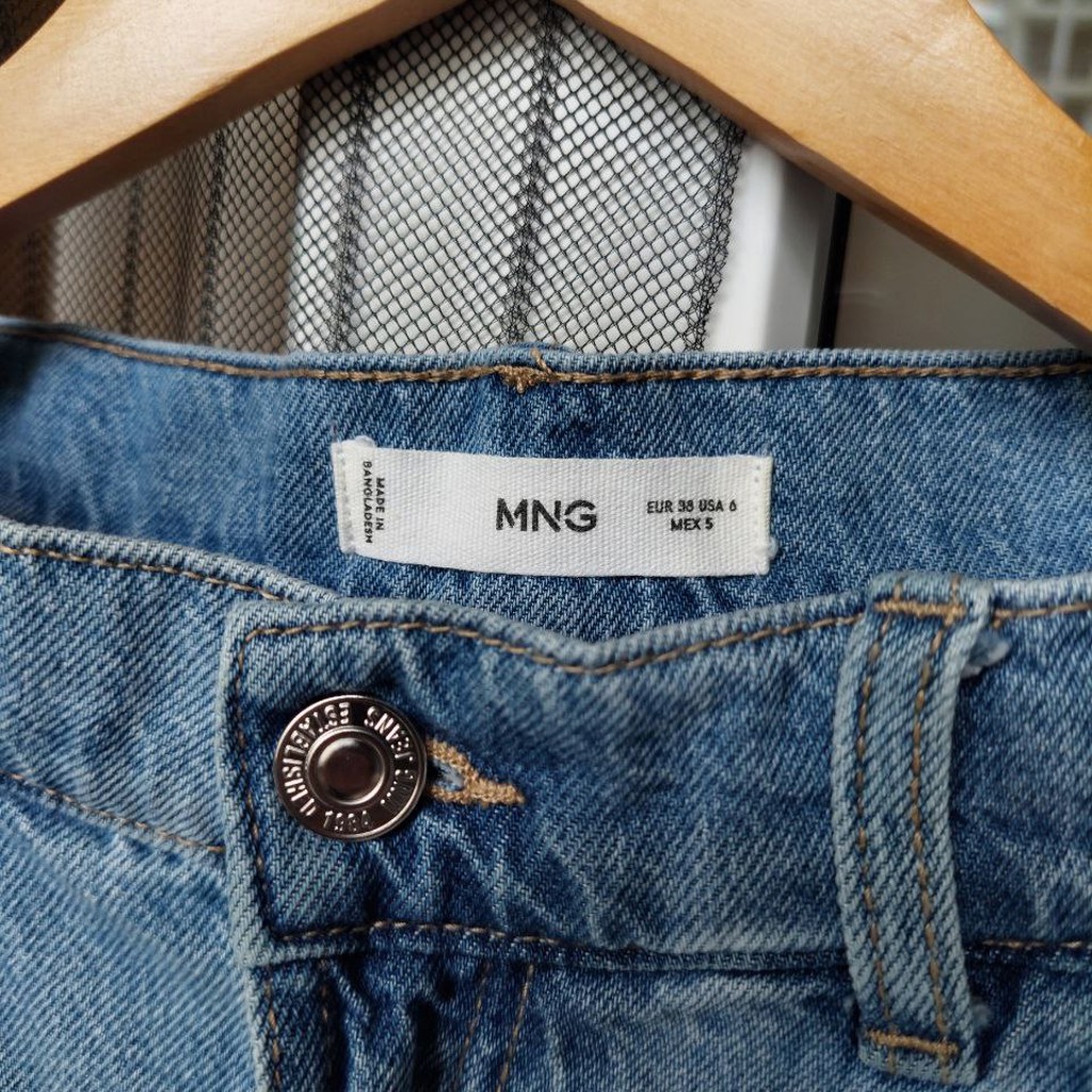 Джинсовые шорты Mango
