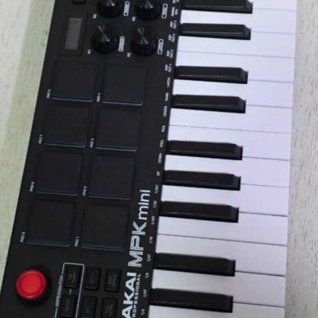 Akai Pro MPK Mini MK3