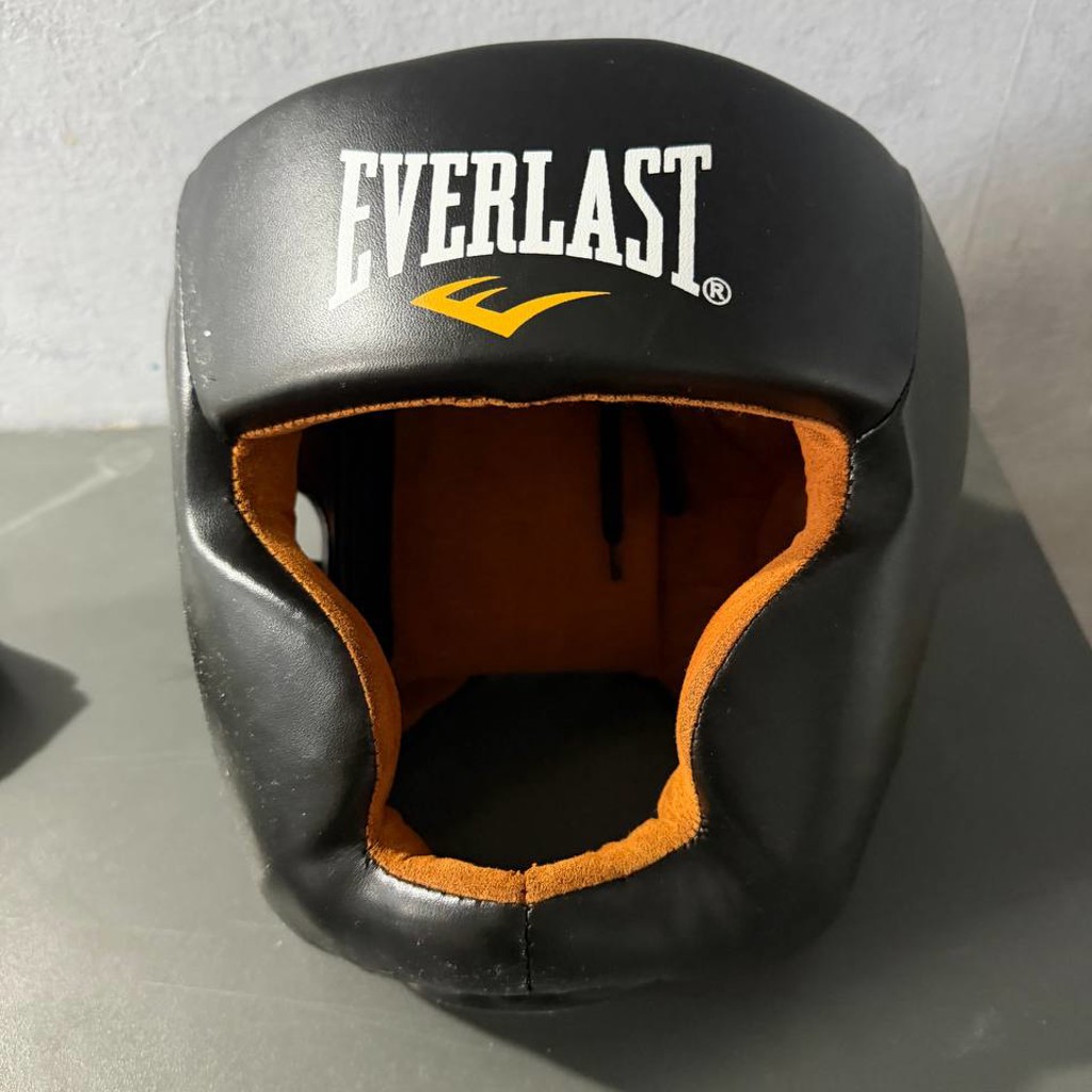 Боксерский шлем Everlast
