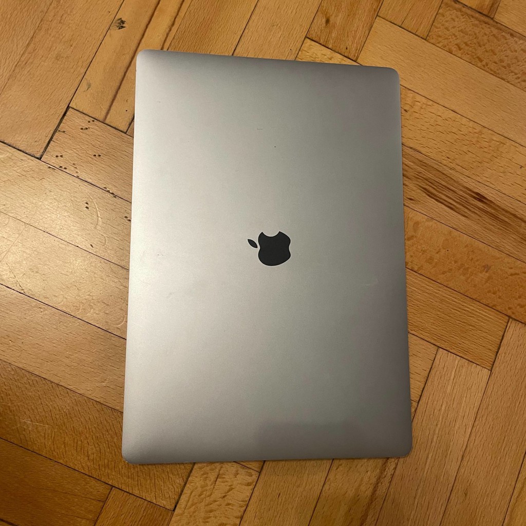 MacBook Pro 16-inch