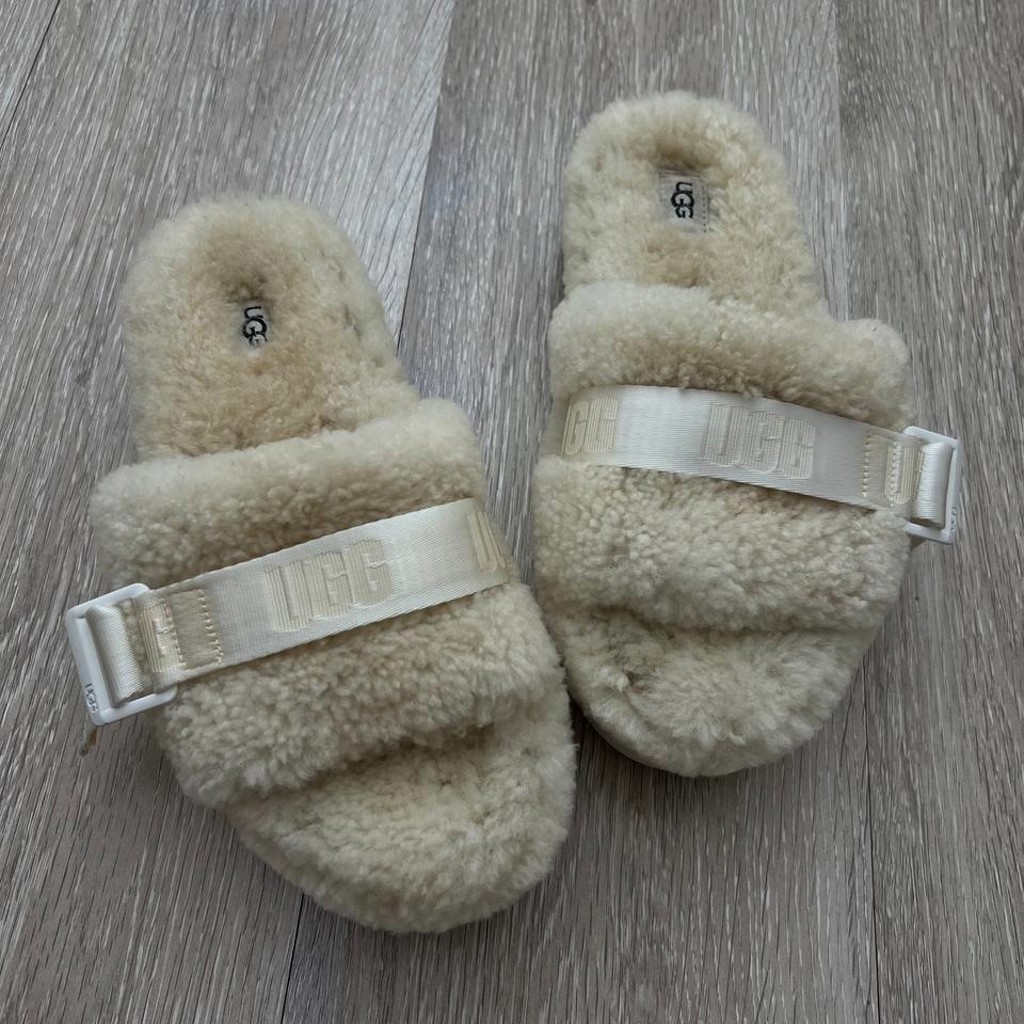 UGG Fluffita Slide