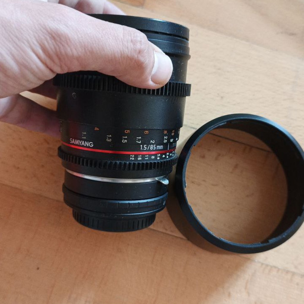 Объектив Samyang 85mm T1.5
