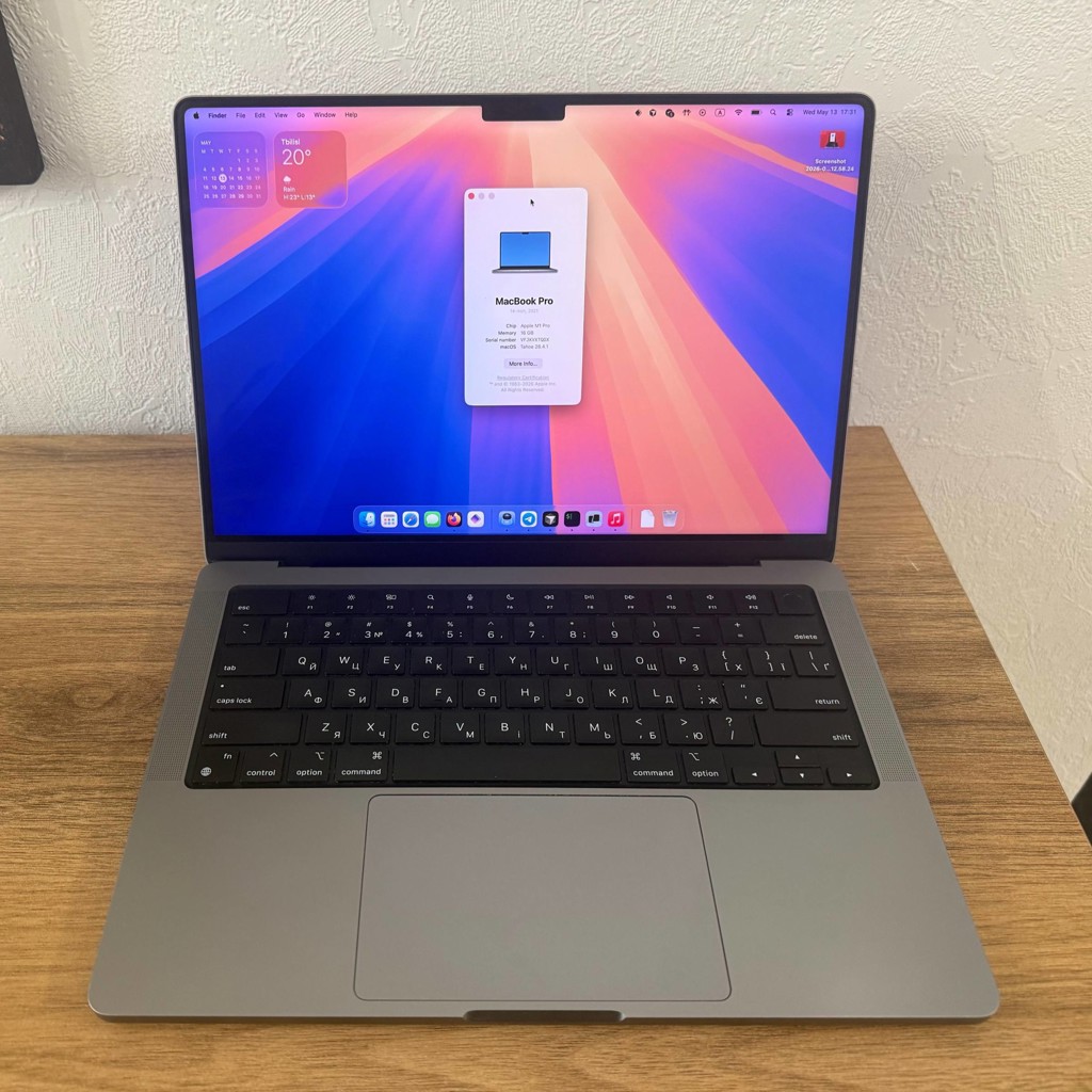 MacBook Pro 14