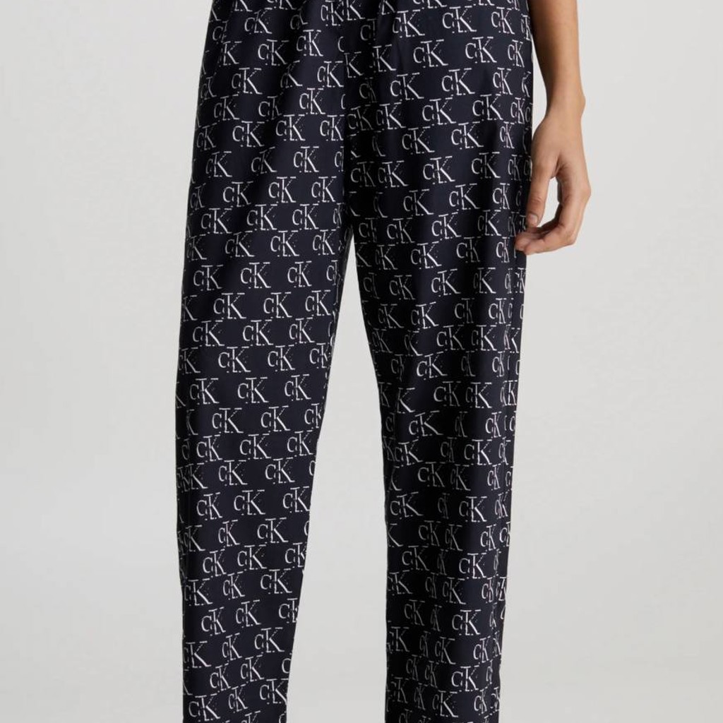 Шорты Zara
