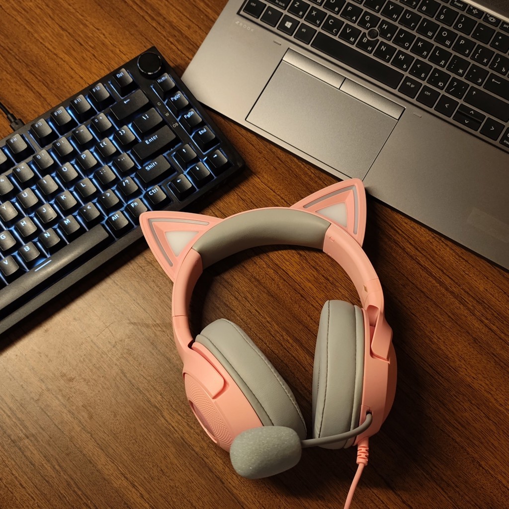 Наушники Razer Kraken Kitty V2