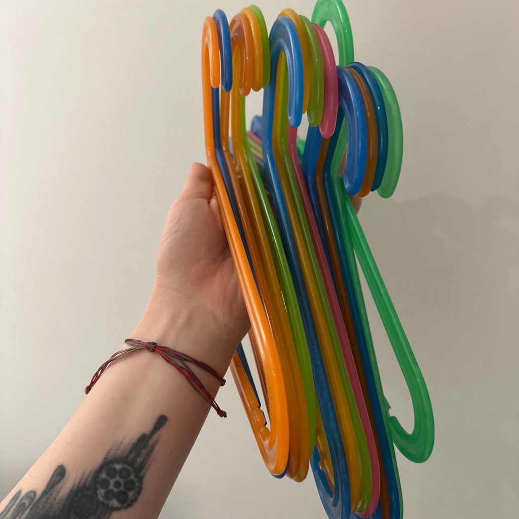 Вешалки пластиковые IKEA