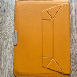 UNIQ Oslo foldable laptop sleeve / stand - фото 2