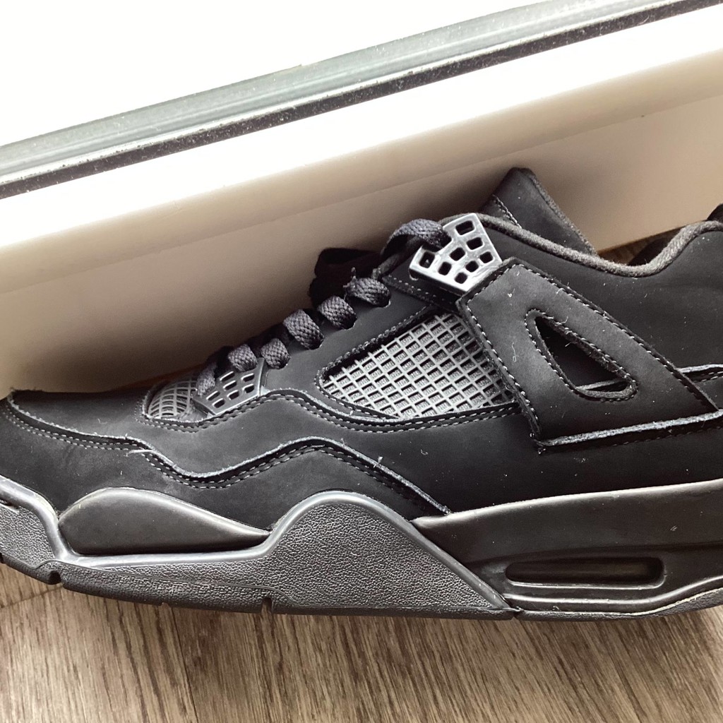 Кроссовки Air Jordan 4 Retro Black Cat