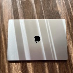MacBook Pro 16' - фото 2
