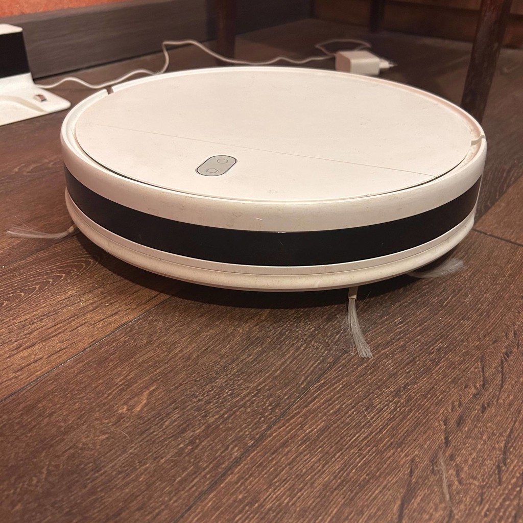 Робот-пылесос Xiaomi essential mop