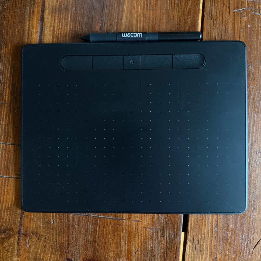 Графический планшет Wacom Intuos M