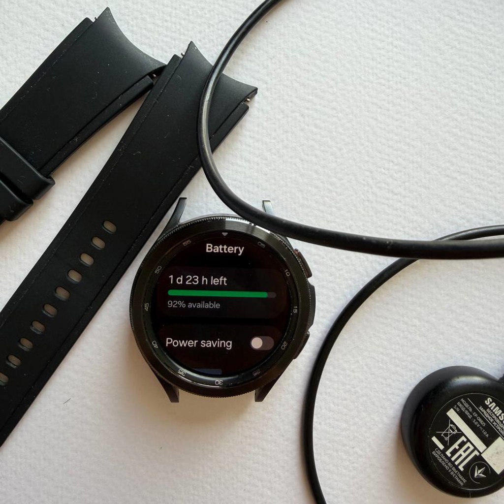 Смарт-часы Samsung Galaxy Watch 4 Classic