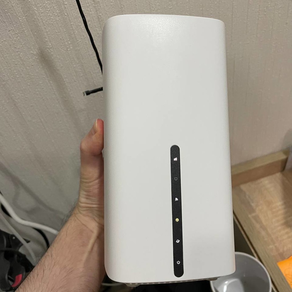 Роутер TP-Link Archer NX200