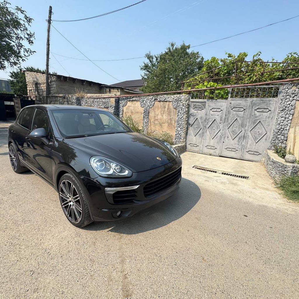 Porsche Cayenne