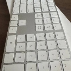 Apple Magic Keyboard с цифровым блоком - фото 2