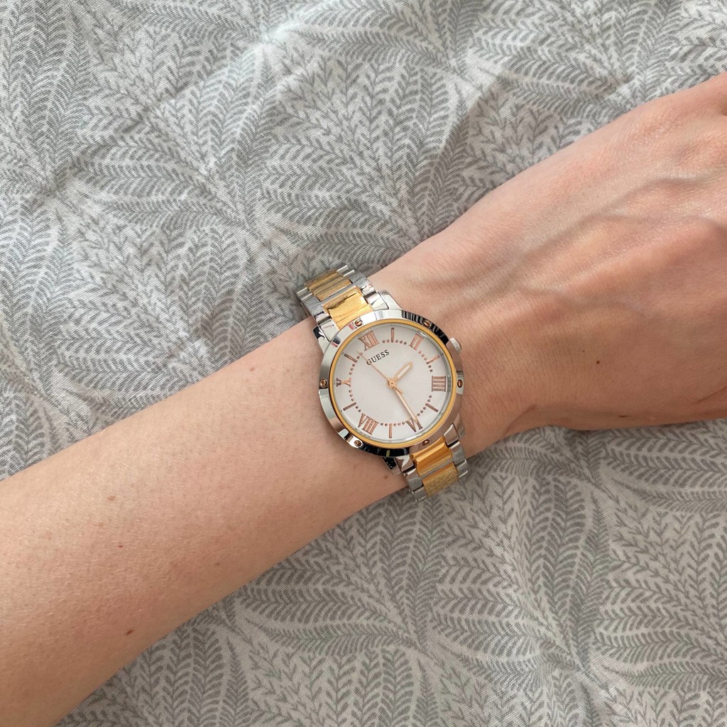 Часы Guess