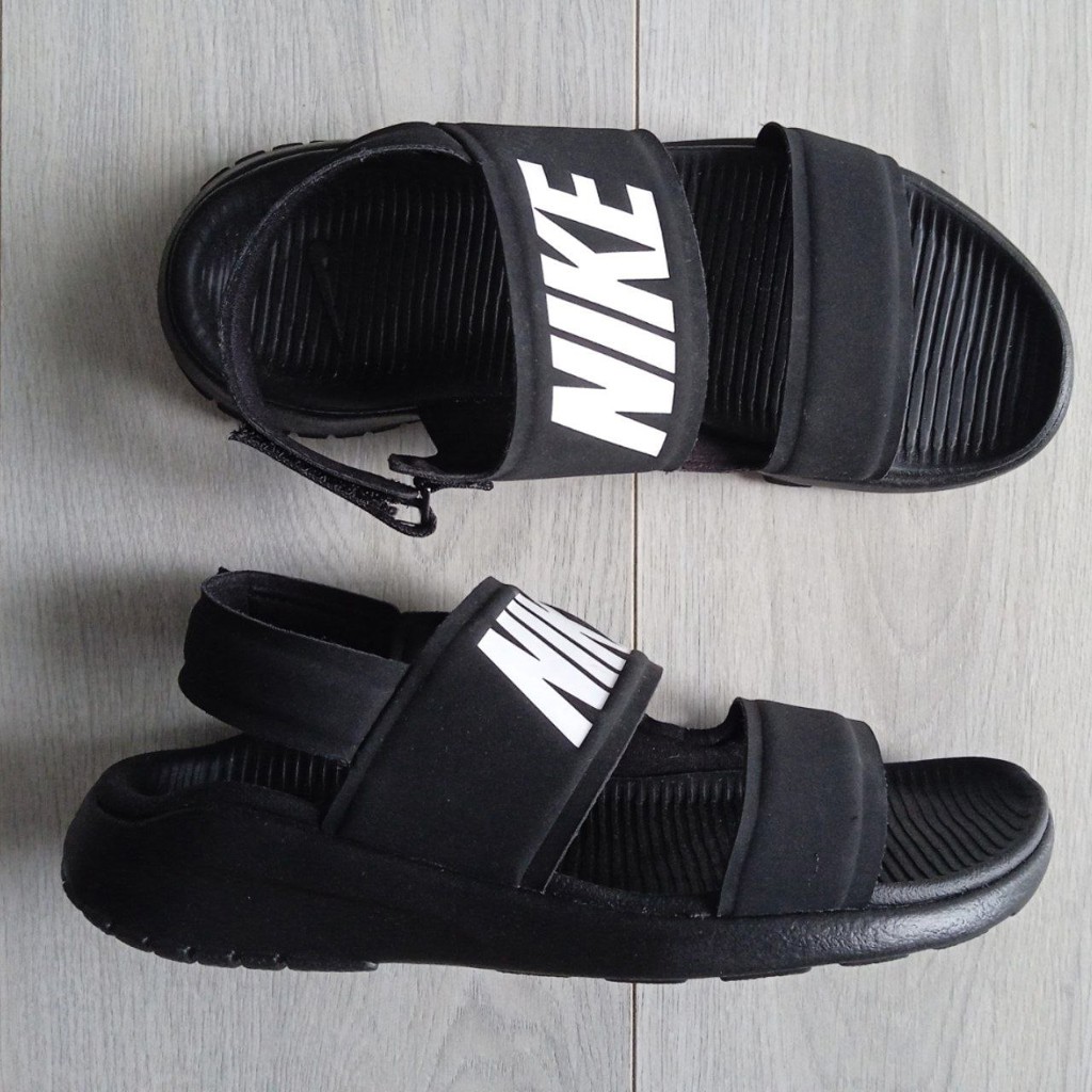 Босоножки Nike