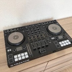 DJ-контроллер Native Instruments Traktor Kontrol S4 MK3 - фото 2