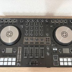 DJ-контроллер Native Instruments Traktor Kontrol S4 MK3 - фото 4