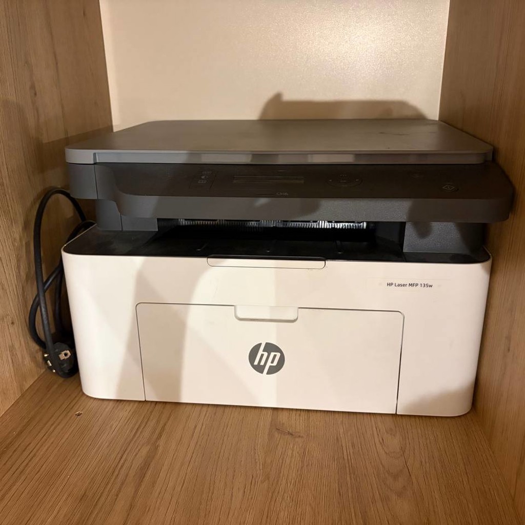 МФУ HP Laser MFP 135w