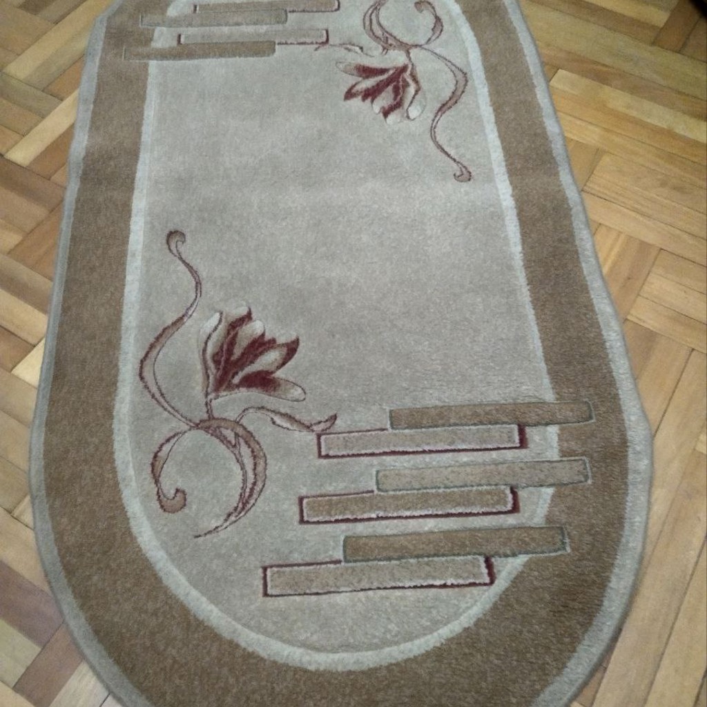 Маленький ковер