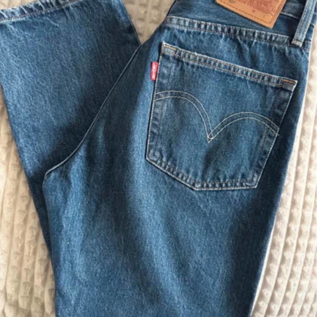 Levis - 501 CROP
