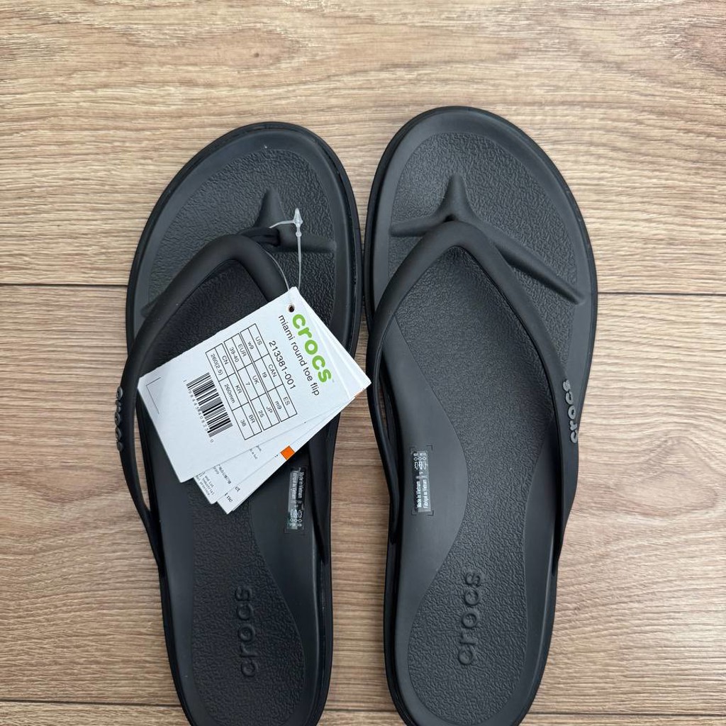 Crocs Miami Round Toe Flip