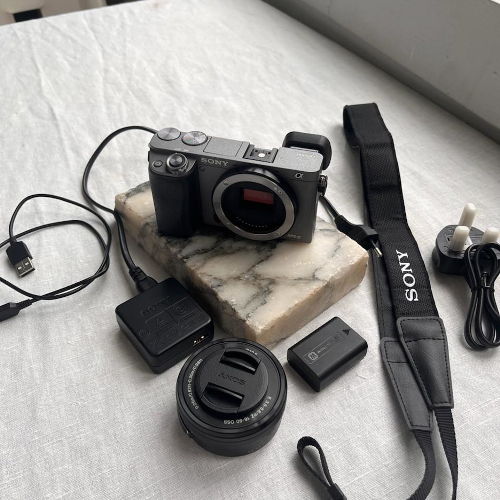 Sony Alpha A6000