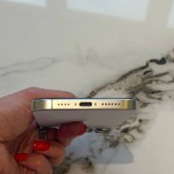 Apple iPhone 16 Pro Max - фото 6