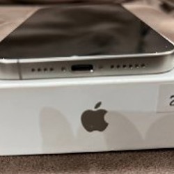 IPhone 15 Pro Max - фото 4