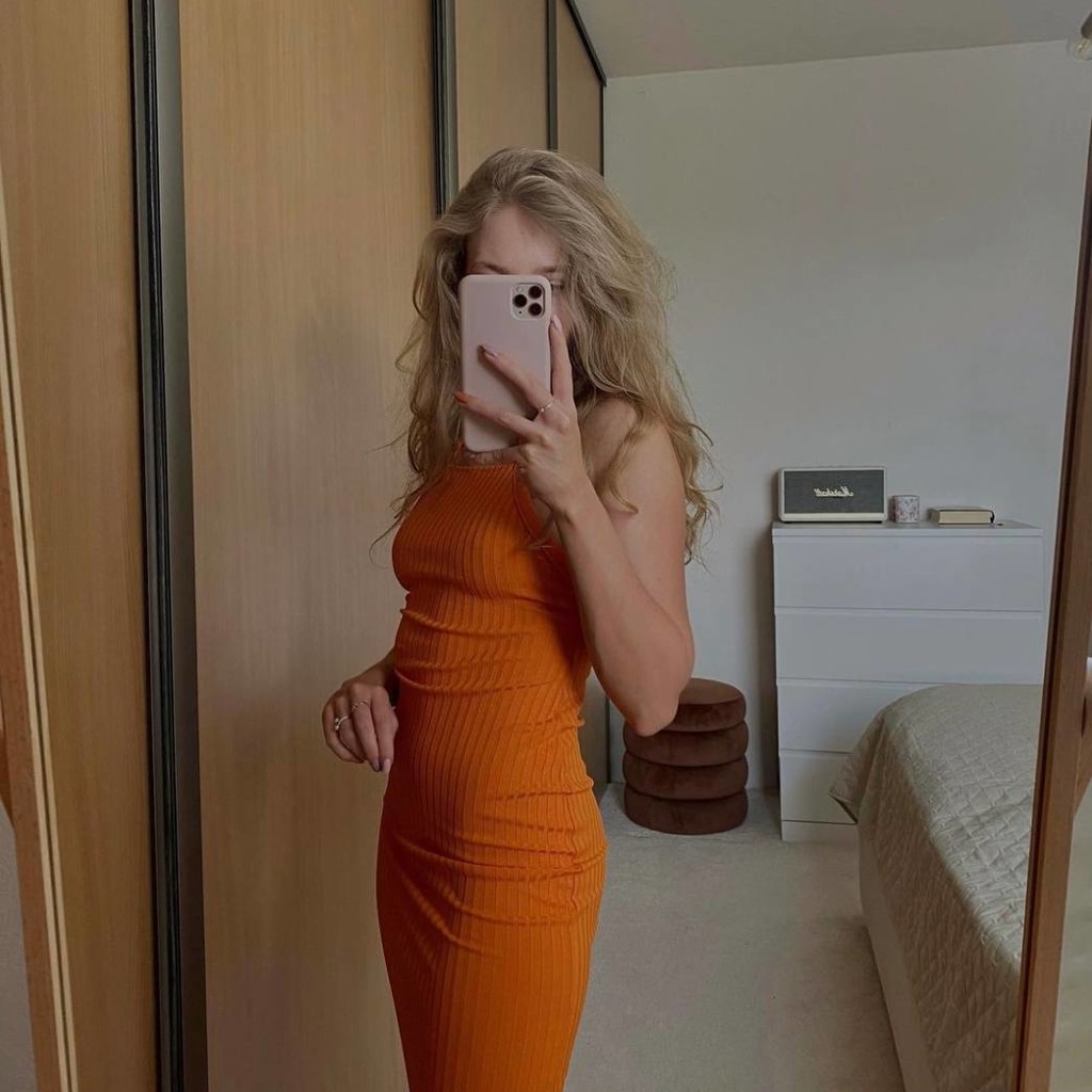 Платье mango