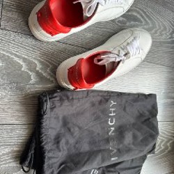 Givenchy - фото 10