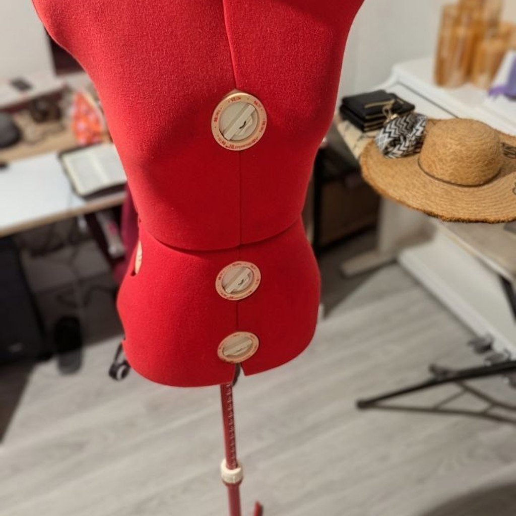 Манекен портновский женский Siera Dressform MOD.150