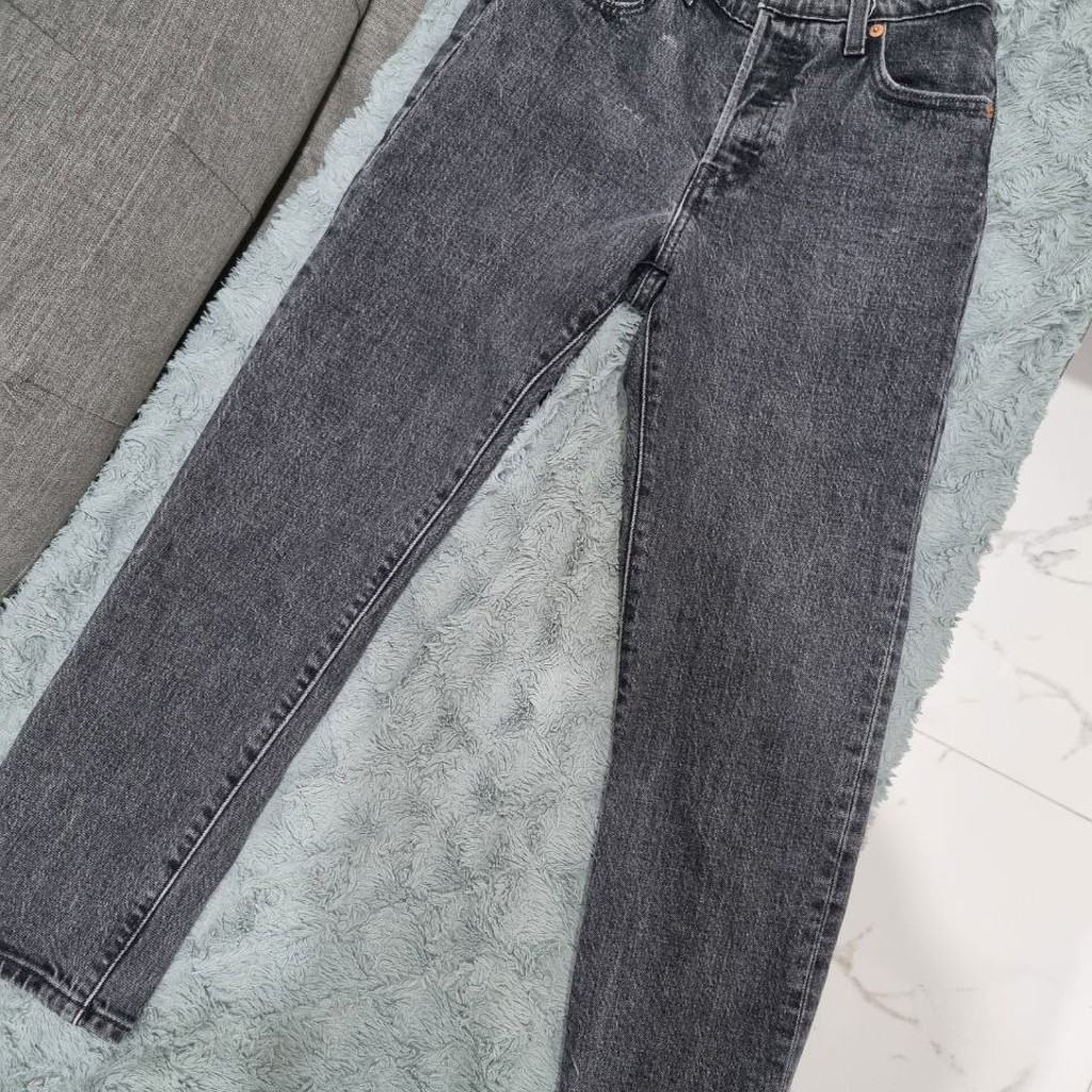 Джинсы levis