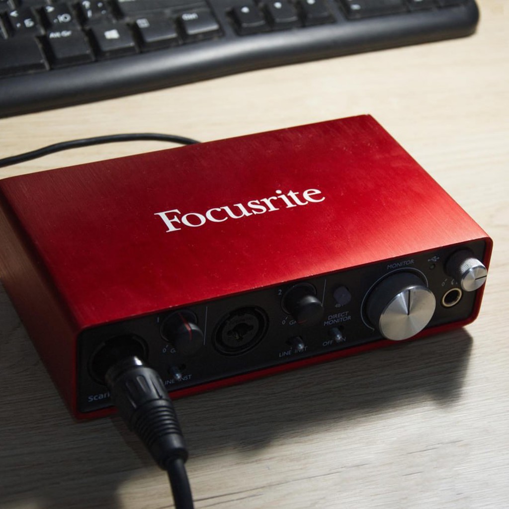 Аудиоинтерфейс Focusrite Scarlett 2i2 3rd Gen