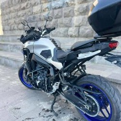 Yamaha MT-09 Tracer (FJ-09) - фото 5