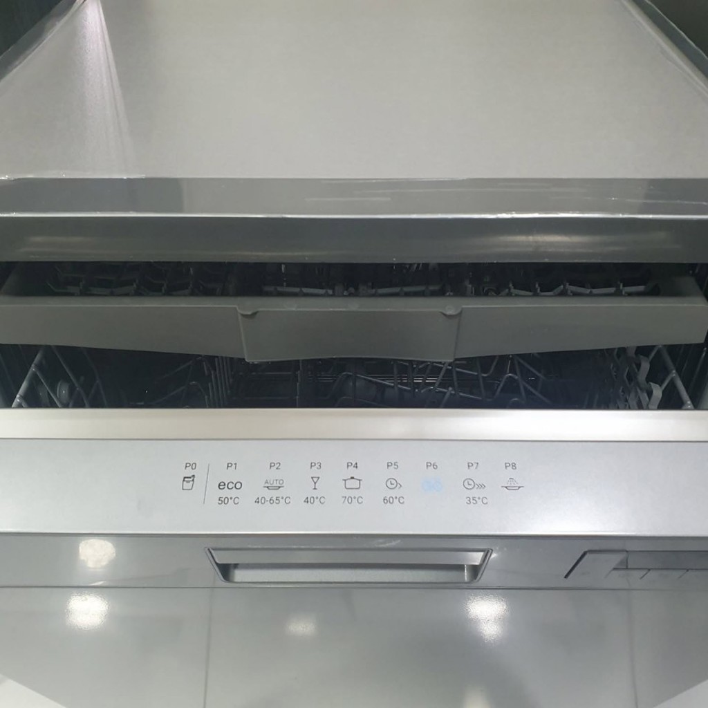 Посудомоечная машина Indesit DF 5C65 DS