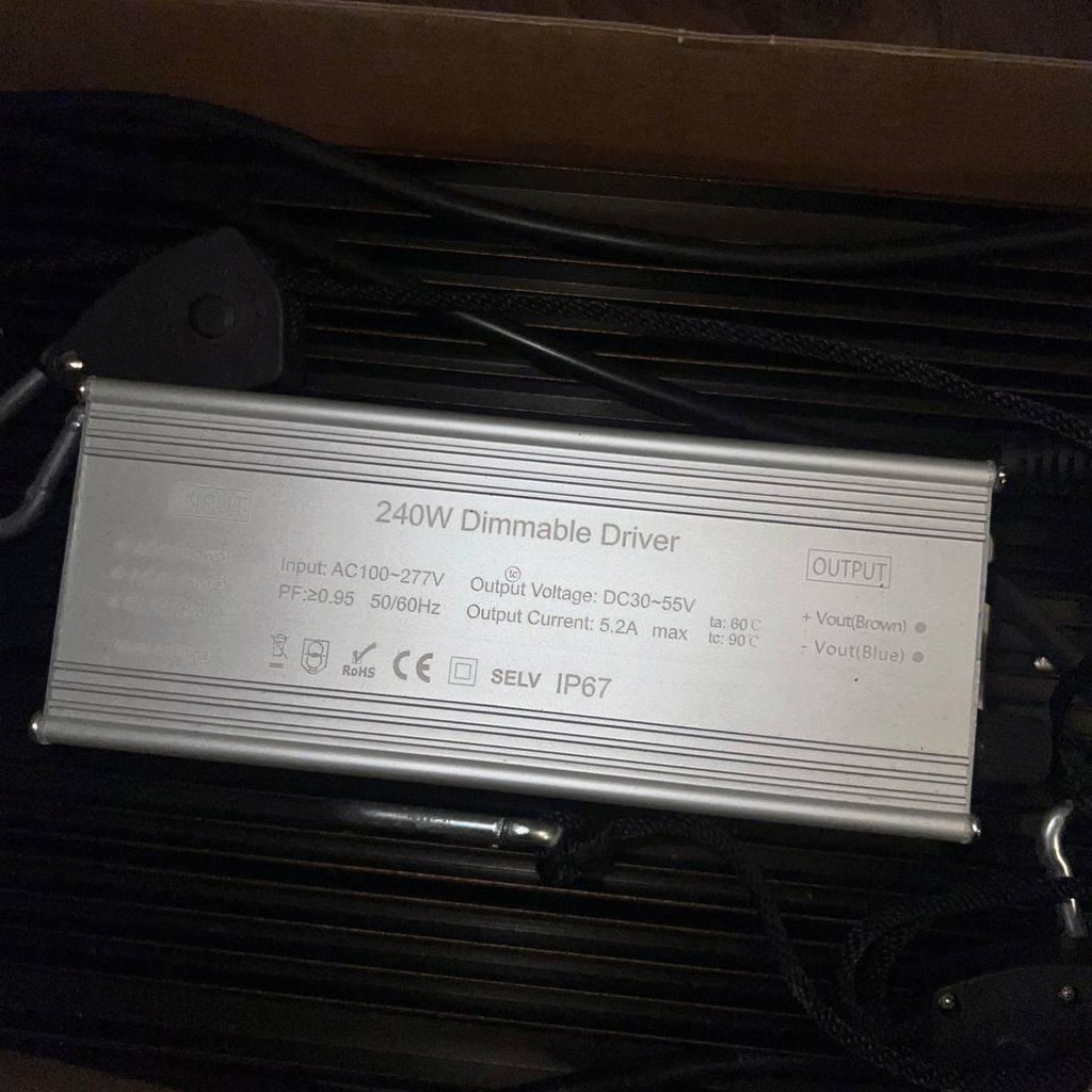 Светодиодная LED лампа 250 Вт
